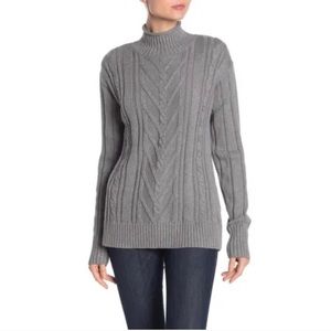 NWOT J Crew mock neck cable knit sweater M